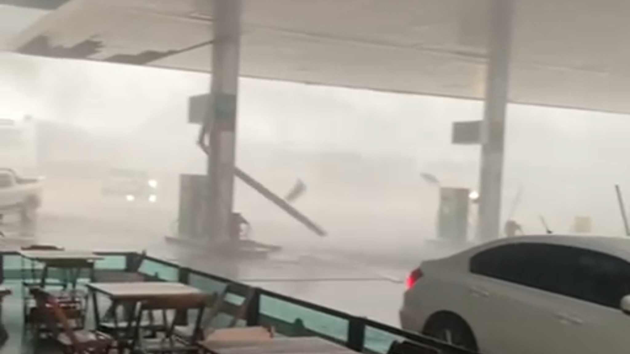 Temporal com ventos de 43 km/h causa estragos em Itaberá (SP)