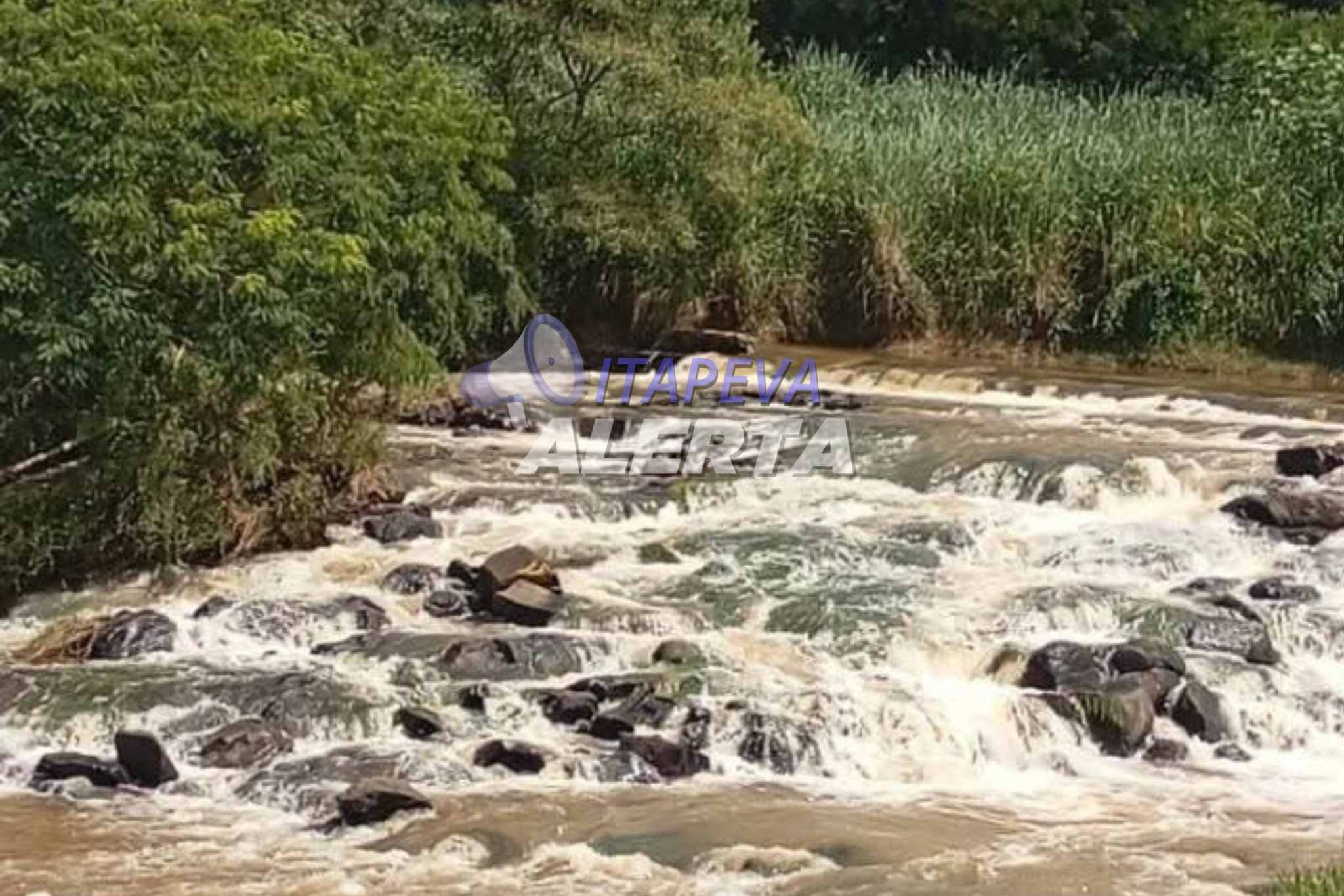 Bombeiros encontram corpo de homem desaparecido no Rio Verde, em Itaberá
