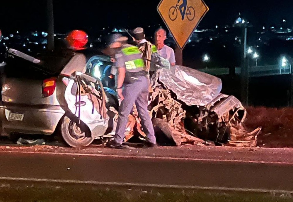 Colisão frontal deixa um morto e seis feridos na Raposo Tavares em Itapetininga