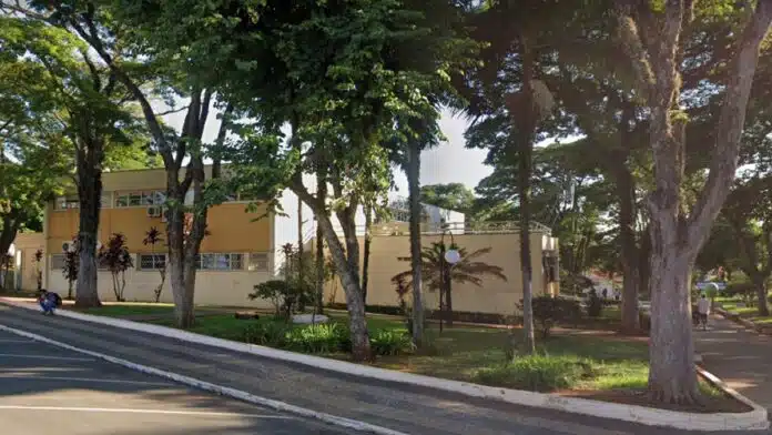Prefeitura de Itapeva – SP anuncia dois Processos Seletivos com vagas imediatas e formação de cadastro reserva